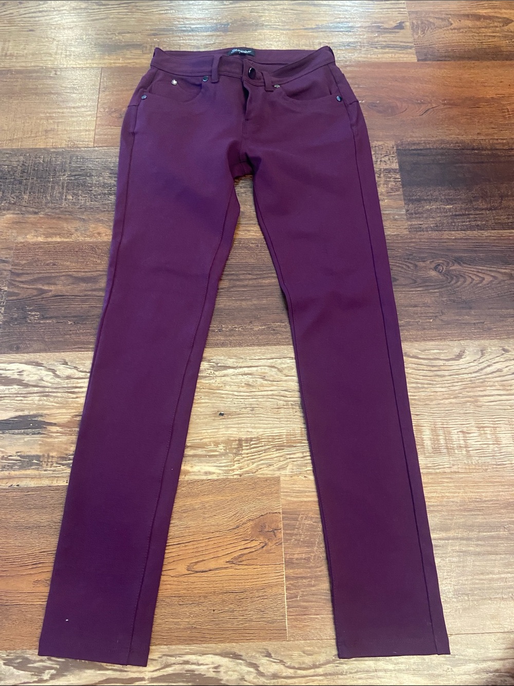 Shinestar Skinny Jeans in Deep Plum